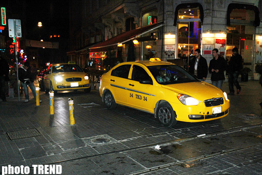 İstanbul macəraları: Tramvayla "Taksim"dən İstiqlala qədər rəngarəng gecə həyatı (II HİSSƏ-FOTO)