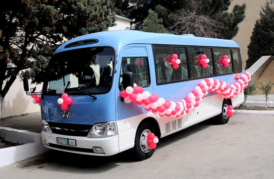 Heydər Əliyev Fondunun prezidenti Mehriban Əliyeva yenidən qurulmuş 2 nömrəli uşaq evi ilə tanış olub və yeni reabilitasiya mərkəzinin açılışında iştirak edib (FOTO)