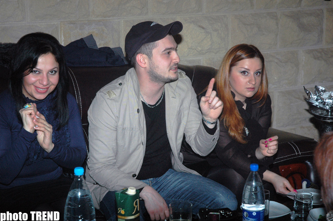 Göyərti yeyib formada qalmaq, sağlam yaşamaq istəyən ulduzları tanıyın (FOTO)
