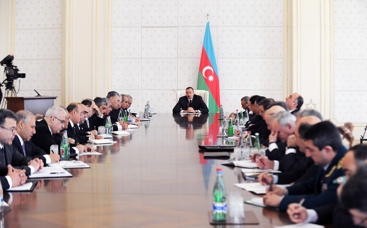 Azərbaycanda bütövlükdə iqtisadi sahədə bütün tapşırıqlar yerinə yetirilir - Prezident İlham Əliyev (ƏLAVƏ OLUNUB-2) (FOTO)