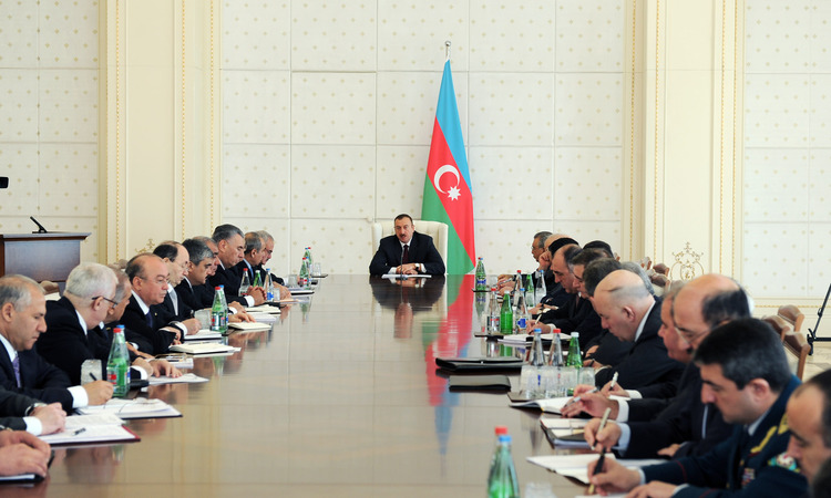 Azərbaycanda bütövlükdə iqtisadi sahədə bütün tapşırıqlar yerinə yetirilir - Prezident İlham Əliyev (ƏLAVƏ OLUNUB-2) (FOTO)