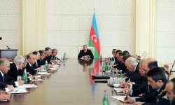Azərbaycanda bütövlükdə iqtisadi sahədə bütün tapşırıqlar yerinə yetirilir - Prezident İlham Əliyev (ƏLAVƏ OLUNUB-2) (FOTO)