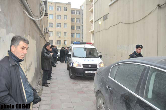 Dostlar və yaxınlar Anar Məmmədxanovla vidalaşmağa gəliblər (FOTO)