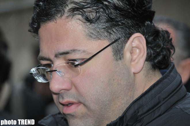 Dostlar və yaxınlar Anar Məmmədxanovla vidalaşmağa gəliblər (FOTO)