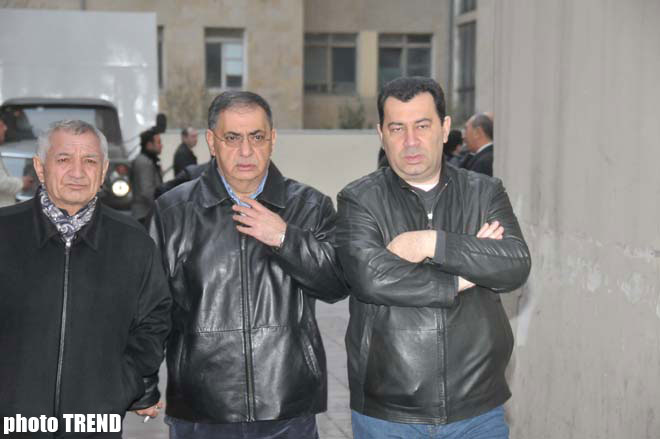 Dostlar və yaxınlar Anar Məmmədxanovla vidalaşmağa gəliblər (FOTO)