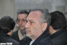 Dostlar və yaxınlar Anar Məmmədxanovla vidalaşmağa gəliblər (FOTO)
