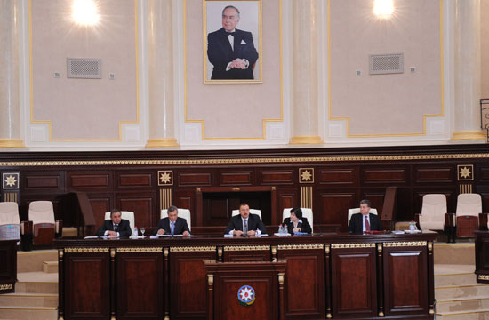 Prezident İlham Əliyev: Azərbaycanın tərəqqisi elmin inkişafı olmadan mümkün deyil (ƏLAVƏ OLUNUB) (FOTO)