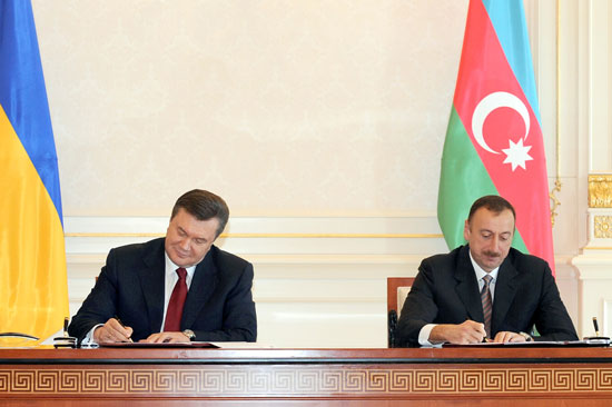 Azərbaycan və Ukrayna arasında strateji tərəfdaşlıq münasibətlərinin gələcək inkişafı barədə Birgə Bəyannamə imzalanıb (FOTO)