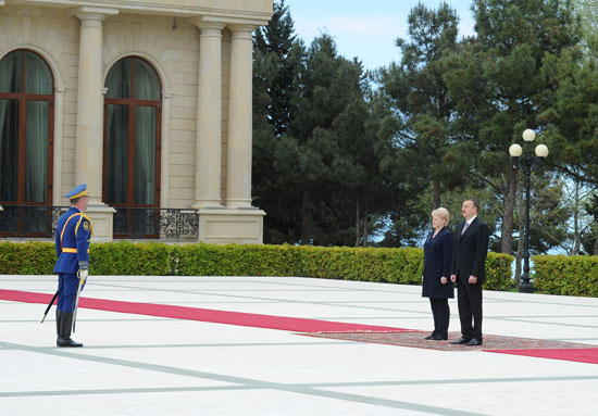 Litva Prezidentinin Azərbaycanda rəsmi qarşılanma mərasimi olub (FOTO)