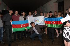 "Eurovision 2011"-də Azərbaycanı təmsil edəcək Nigar və Eldarı Kiyevdən Almaniyaya böyük coşqu ilə yola salıblar (FOTO)