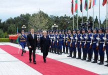 Litva Prezidentinin Azərbaycanda rəsmi qarşılanma mərasimi olub (FOTO)
