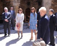 Azərbaycanın birinci xanımı və Litva Prezidenti İçərişəhəri gəziblər (FOTO)