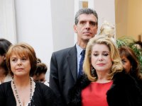 Azərbaycanın birinci xanımı Mehriban Əliyeva Müasir İncəsənət Muzeyində "Sənət inciləri" adlı sərgi ilə tanış olub (FOTO)