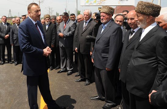 Regionların sosial-iqtisadi inkişafı Dövlət Proqramında nəzərdə tutulan bütün məsələlər həllini tapmalıdır - Prezident İlham Əliyev (FOTO)