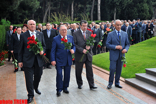 "Heydər Əliyev və Azərbaycanın müasirləşmə strategiyası" mövzusunda konfrans keçirilib (ƏLAVƏ OLUNUB) (FOTO)