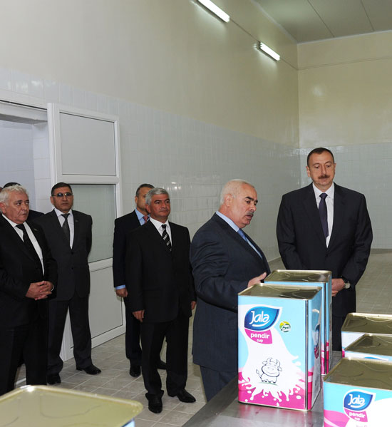 Azərbaycan Prezidenti Ağcabədidə yeni süd emalı zavodunun açılışında iştirak edib (FOTO)