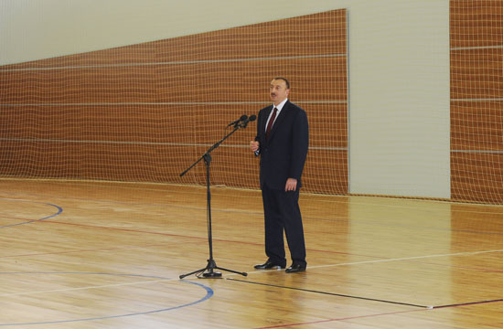 Elə etməliyik ki, Azərbaycanda yaşayan hər bir vətəndaş işlə təmin olunsun - Prezident İlham Əliyev (FOTO)