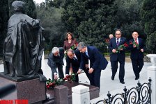 "Heydər Əliyev və Azərbaycanın müasirləşmə strategiyası" mövzusunda konfrans keçirilib (ƏLAVƏ OLUNUB) (FOTO)