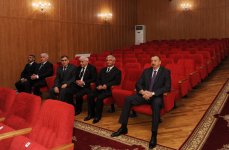 İlham Əliyev Ağcabədidə əsaslı təmirdən sonra istifadəyə verilən mədəniyyət evi ilə tanış olub (FOTO)