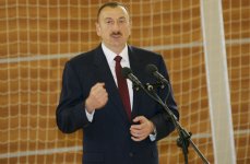 Elə etməliyik ki, Azərbaycanda yaşayan hər bir vətəndaş işlə təmin olunsun - Prezident İlham Əliyev (FOTO)