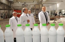 İlham Əliyev Ağcabədi rayonunda "Atena" süd məhsulları kombinatının açılışında iştirak edib (FOTO)
