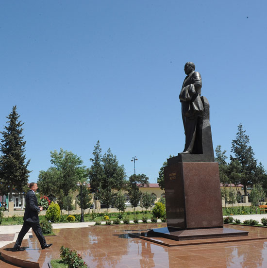 Azərbaycanda hər bir rayon üzrə konkret proqram icra olunmalıdır - Prezident İlham Əliyev (FOTO)