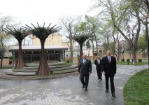 Azərbaycan Prezidenti Sovet İttifaqı Qəhrəmanı Qafur Məmmədovun adını daşıyan parkda olub (FOTO)