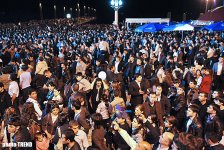 Milli parkda bayram konserti və möhtəşəm atəşfəşanlıq - FOTOSESSİYA