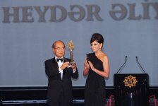 Mehriban Əliyeva: Bu gün Heydər Əliyev Fondunun ən böyük uğuru Azərbaycan xalqının inamını və hörmətini qazanmaq olub (FOTO)