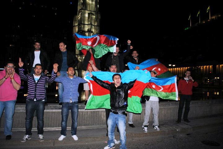 "Avroviziya 2011" qalibiyyəti Stokqolm küçələrində qeyd edilib