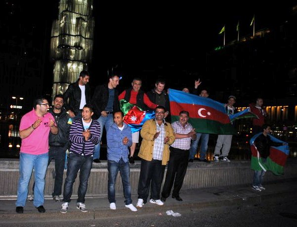 "Avroviziya 2011" qalibiyyəti Stokqolm küçələrində qeyd edilib