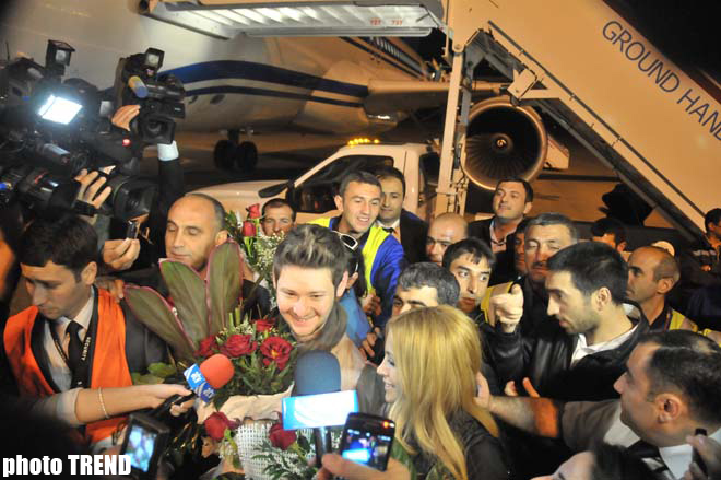 "Avroviziya 2011" mahnı müsabiqəsinin qalibləri Bakıya qayıdıblar (FOTO)
