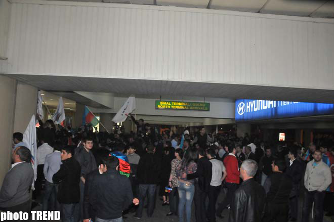 "Avroviziya 2011" mahnı müsabiqəsinin qalibləri Bakıya qayıdıblar (FOTO)