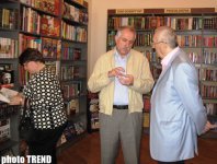 Qobustanla bağlı yeni kitab təqdim edilib (FOTO)