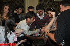 Şok! Müğənni Sevda Yahyayeva öz tədbirində fanatını ölümün pəncəsindən xilas etdi (FOTO)