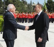 Çexiya Prezidenti Vatslav Klausun rəsmi qarşılanma mərasimi olub (FOTO)