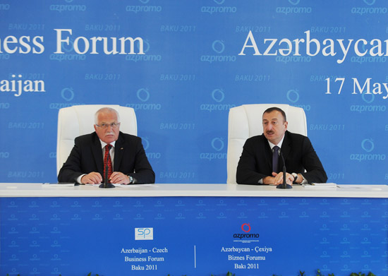 Azərbaycan və Çexiya prezidentlərinin birgə mətbuat konfransı olub