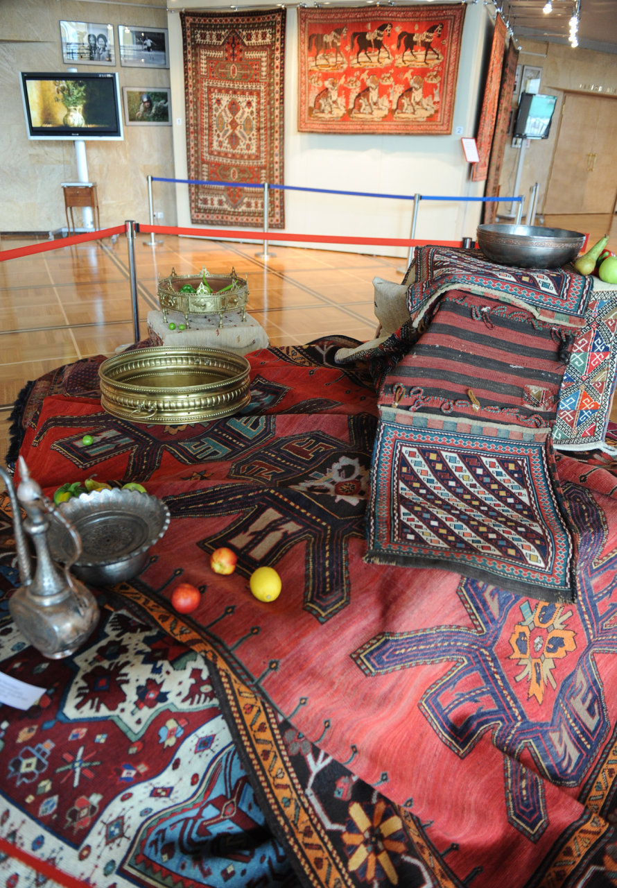 Azərbaycan və Rusiyanın birinci xanımları görüşüblər (FOTO)