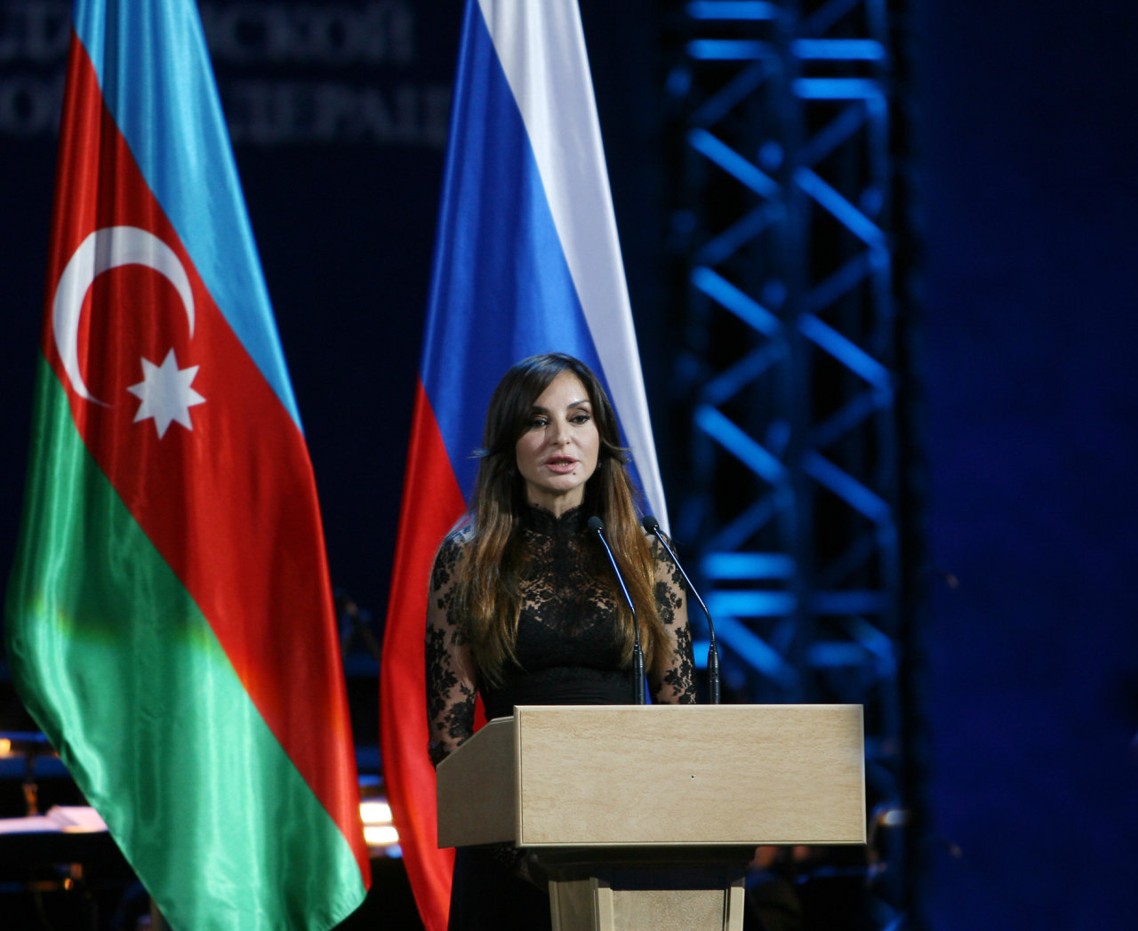 Mehriban Əliyeva: Zəngin mədəni irs bu gün Azərbaycanın vizit kartıdır (FOTO)