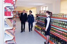 Azərbaycan Prezidenti DSX əməkdaşları üçün inşa edilmiş yeni yaşayış kompleksinin açılışında iştirak edib (FOTO)