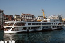 Sehrli İstanbul! Gəmi gəzintisi ilə Fatih Sultan Mehmet körpüsünün altından görünən meqapolis (FOTO)