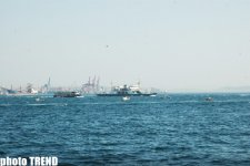 Sehrli İstanbul! Gəmi gəzintisi ilə Fatih Sultan Mehmet körpüsünün altından görünən meqapolis (FOTO)
