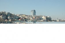 Sehrli İstanbul! Gəmi gəzintisi ilə Fatih Sultan Mehmet körpüsünün altından görünən meqapolis (FOTO)