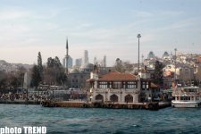Sehrli İstanbul! Gəmi gəzintisi ilə Fatih Sultan Mehmet körpüsünün altından görünən meqapolis (FOTO)