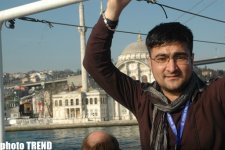 Sehrli İstanbul! Gəmi gəzintisi ilə Fatih Sultan Mehmet körpüsünün altından görünən meqapolis (FOTO)