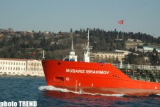 Sehrli İstanbul! Gəmi gəzintisi ilə Fatih Sultan Mehmet körpüsünün altından görünən meqapolis (FOTO)
