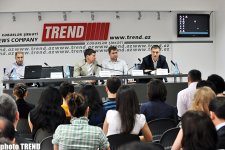 Azərbaycanda internet şəbəkəsinin istifadəçiləri reklam verənlər üçün böyük maraq doğurur (FOTO)