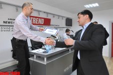 Azərbaycanda internet şəbəkəsinin istifadəçiləri reklam verənlər üçün böyük maraq doğurur (FOTO)