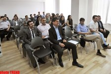 Azərbaycanda internet şəbəkəsinin istifadəçiləri reklam verənlər üçün böyük maraq doğurur (FOTO)