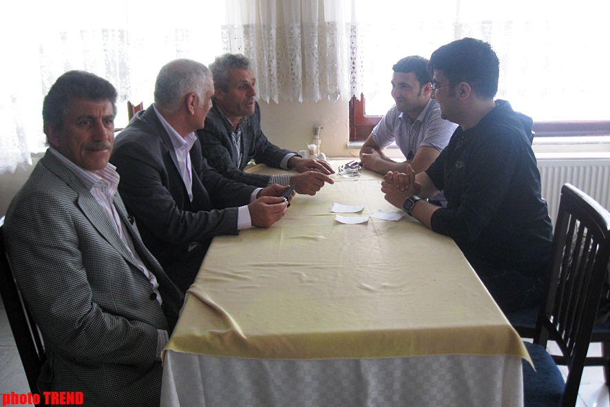 Azərbaycanlı musiqiçilər Trabzonda Türkiyənin idman nazirini necə heyrətləndirdilər? (FOTO)